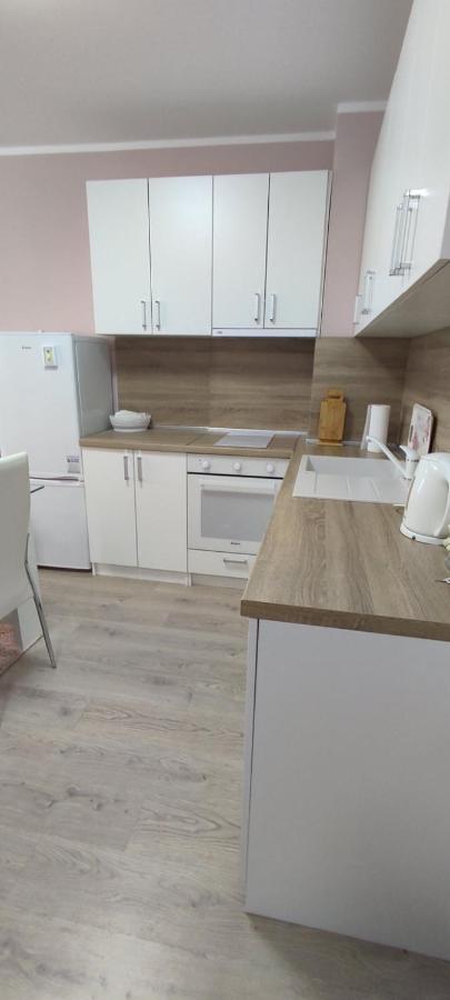 Luxury And Stylish Apartmen, Metro Station Obelya София Экстерьер фото