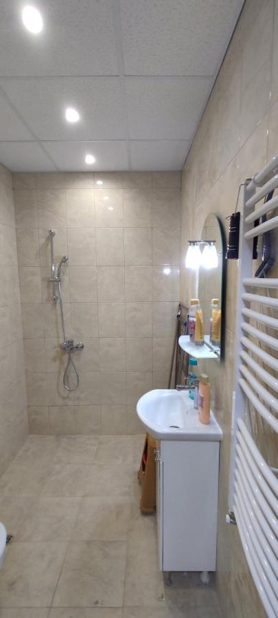 Luxury And Stylish Apartmen, Metro Station Obelya София Экстерьер фото
